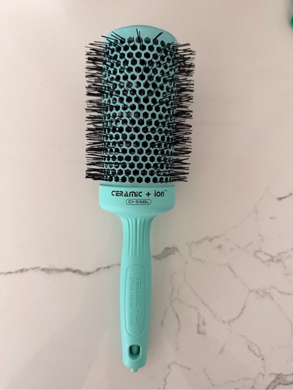 Olivia Garden round Brush in Aqua — NWOT